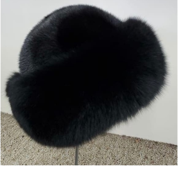 TheFurVault Lenore Marshall Ranch Mink Hat With Fox Trim, AOS, New with Tags main image 4